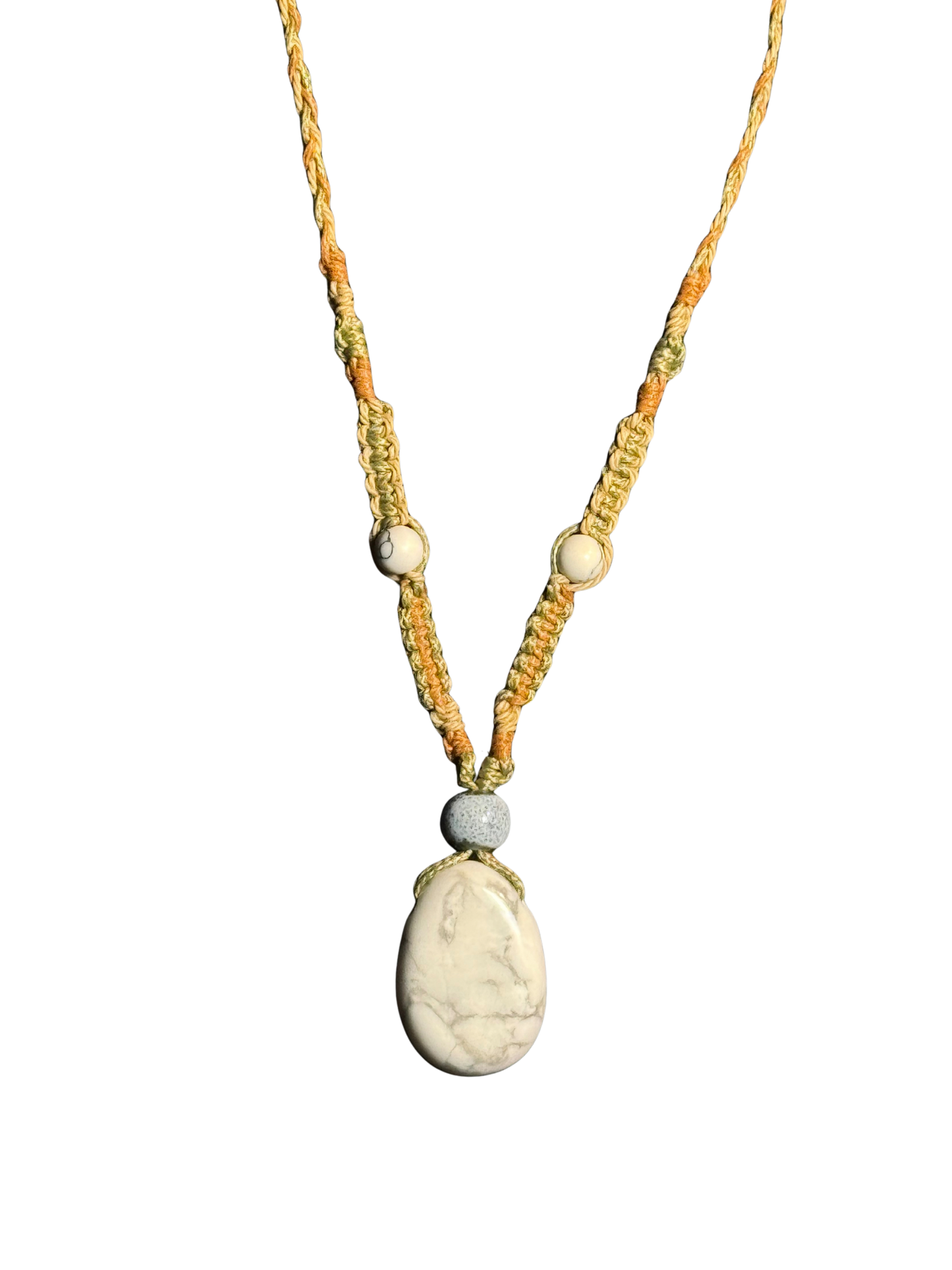 HOWLITE